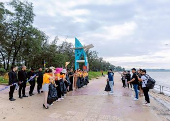 Thí sinh Hoa hậu Doanh nhân Siêu Quốc Gia 2025 chung tay vì môi trường