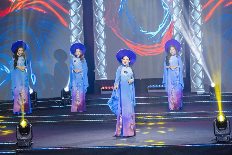 Lê Thị Luyến – Từ Chi hội trưởng phụ nữ đến “Người đẹp Truyền thông” Hoa hậu Doanh nhân Siêu Quốc Gia 2025